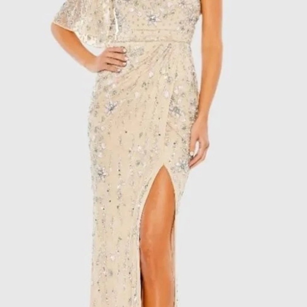 Mac Duggal One Shoulder Cream Gown